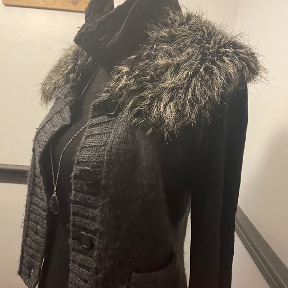 Charcoal Grey Faux Fur Loft Vest - Picture 3 of 3